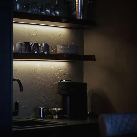 Апартаменты Stylish In The Heart Of